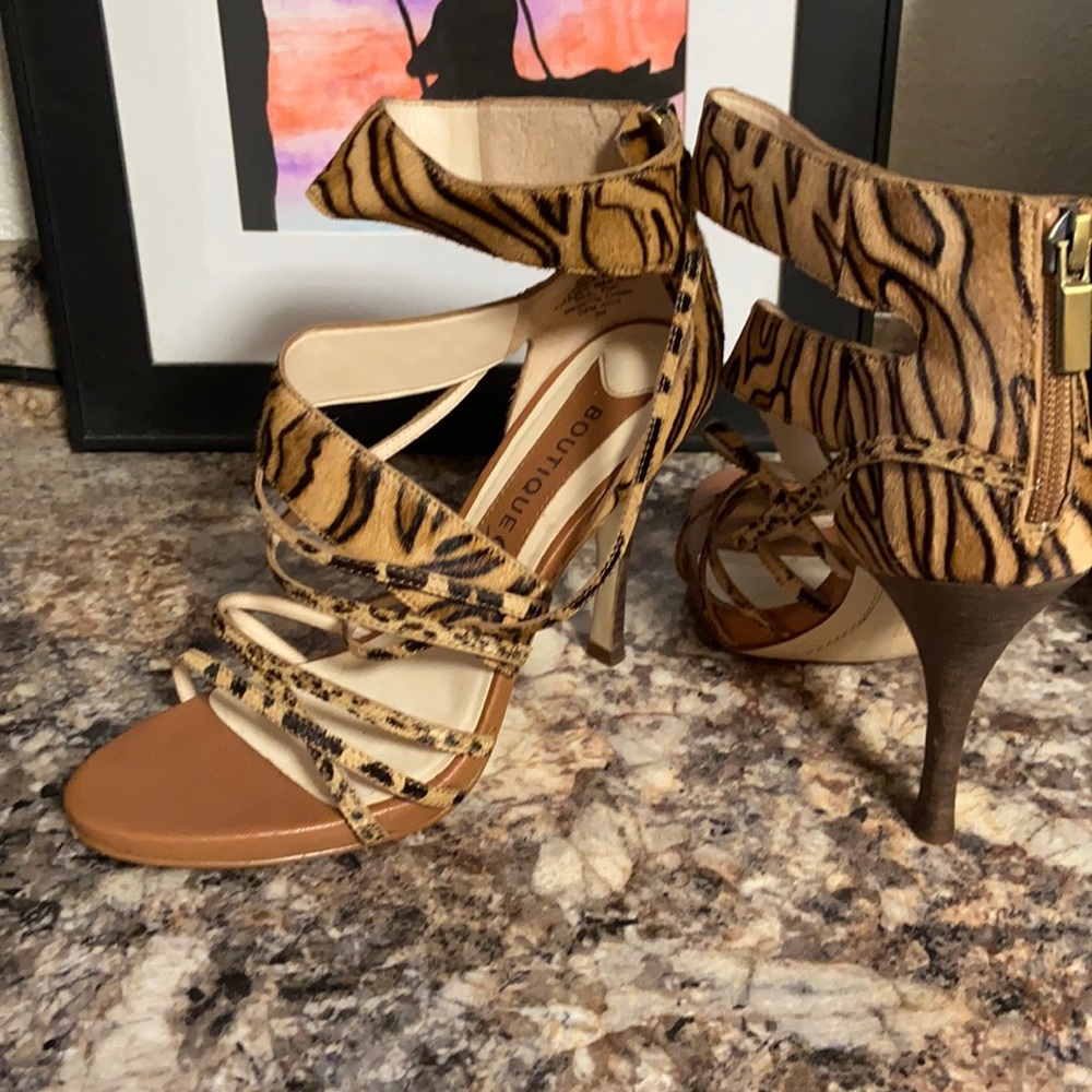 Shoe